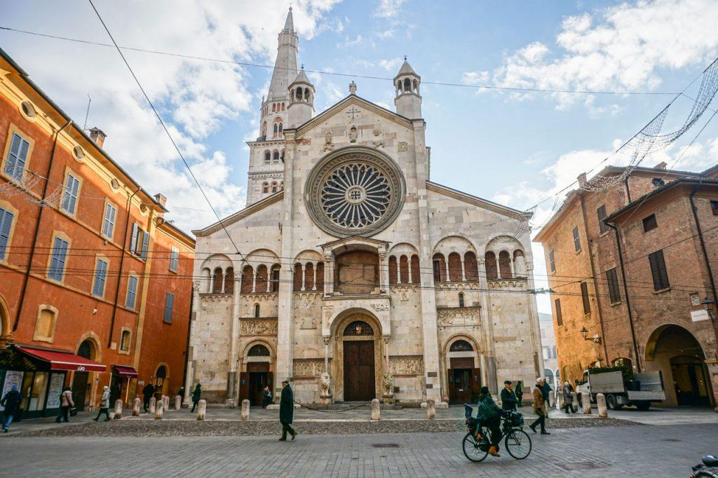 Sicurezza Modena: il parapetto sul capannone industriale